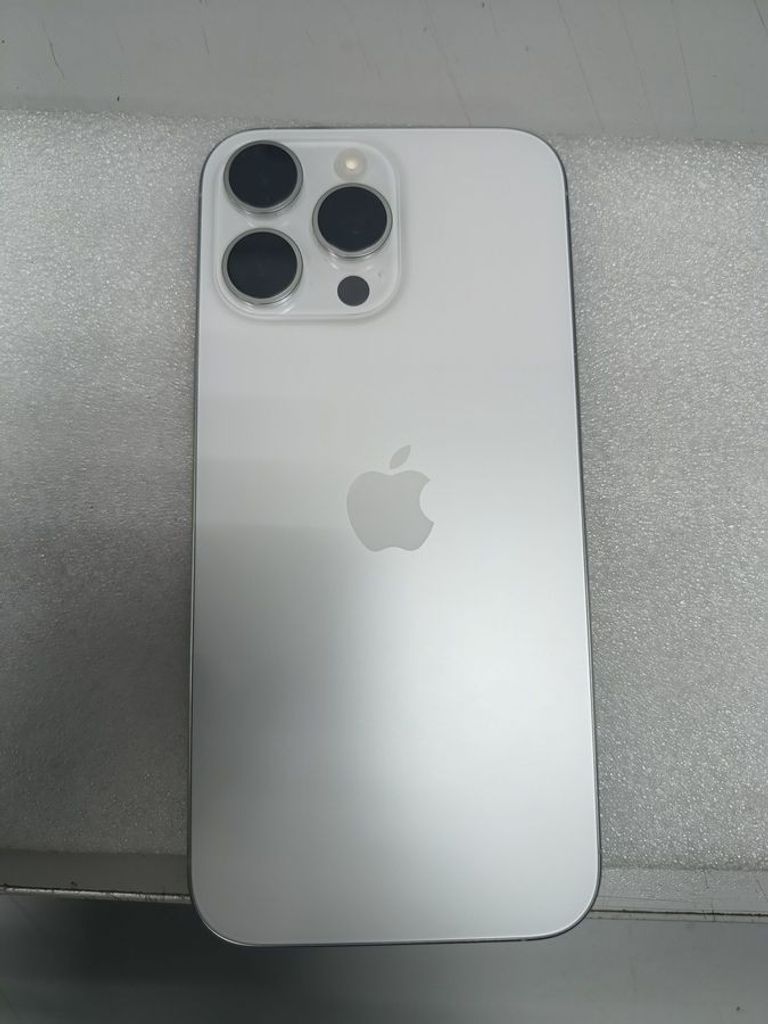 Дешиво Apple iphone 16 pro max 256gb с ломбарда