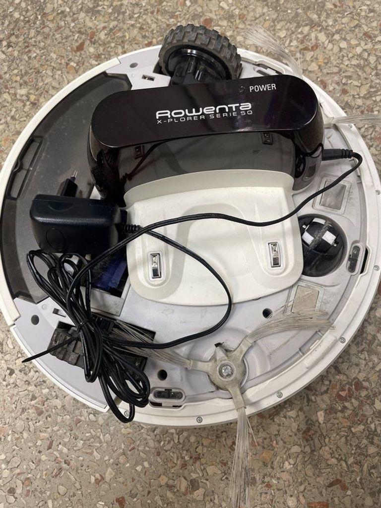 Дешево Rowenta Explorer Serie 50 RR7387WH з ломбарду