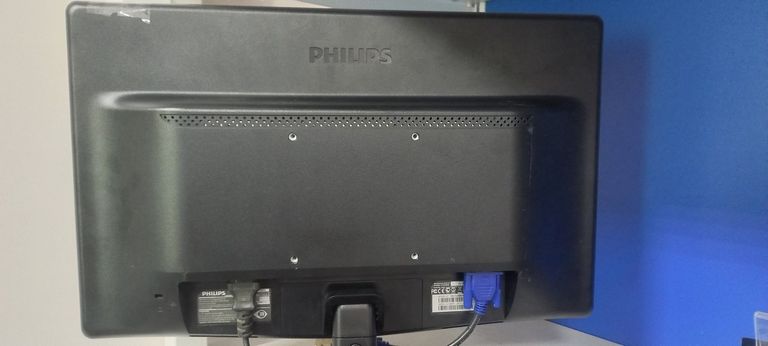 Оголошення Philips 196v3lsb Б/У
