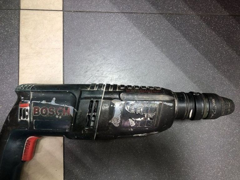 Оголошення Bosch GBH 2-26 DFR (0615990L2T) Б/У