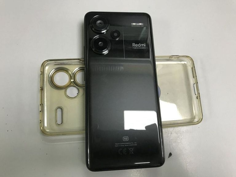 Дешиво Xiaomi redmi note 13 pro+ 8/256gb с ломбарда