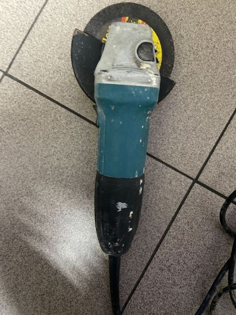 Оголошення Makita GA5030 Б/У