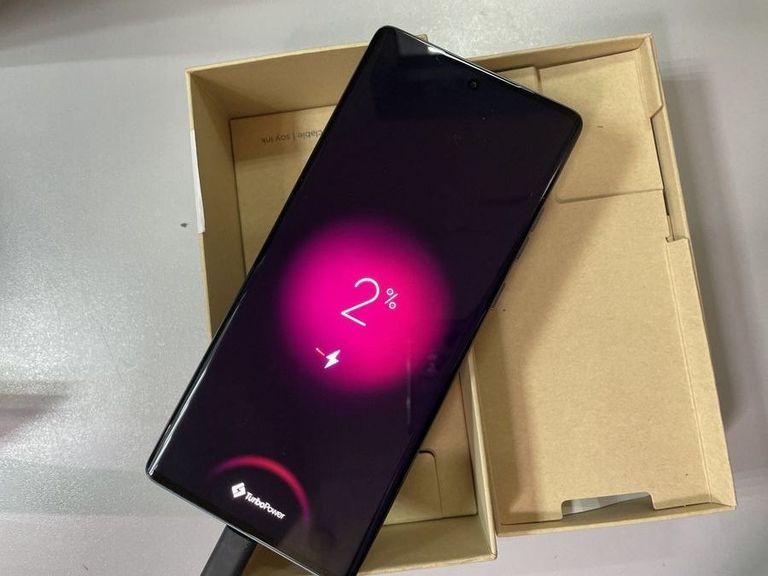 Оголошення Motorola Edge 50 Fusion 8/256GB Forest Blue (PB3T0059) Б/У