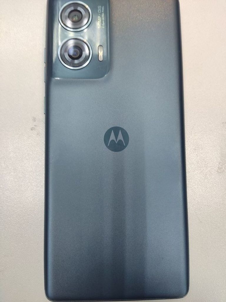 Дешево Motorola Edge 50 Fusion 8/256GB Forest Blue (PB3T0059) з ломбарду