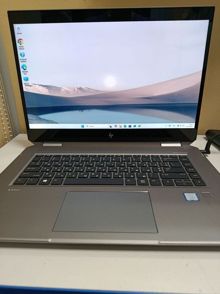 Купити Hp 16/core i7 8750h ddr4/16gb ddr4/hdd *відсутній/ssd 500 gb/quadro p1000 4gb Б/У