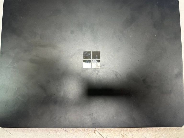 Оголошення Microsoft surface laptop 2/13/core i7 8650u ddr3/16gb ddr3/hdd *відсутній/ssd 512 gb/*інтегрована Б/У