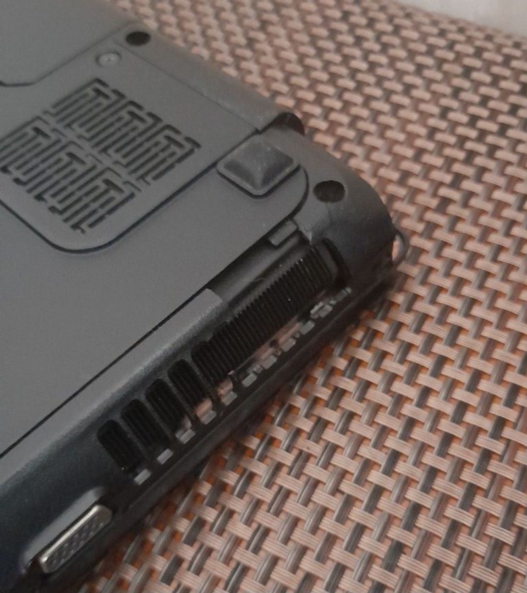 Lenovo G575 рабочий Код:null. Изображение 5