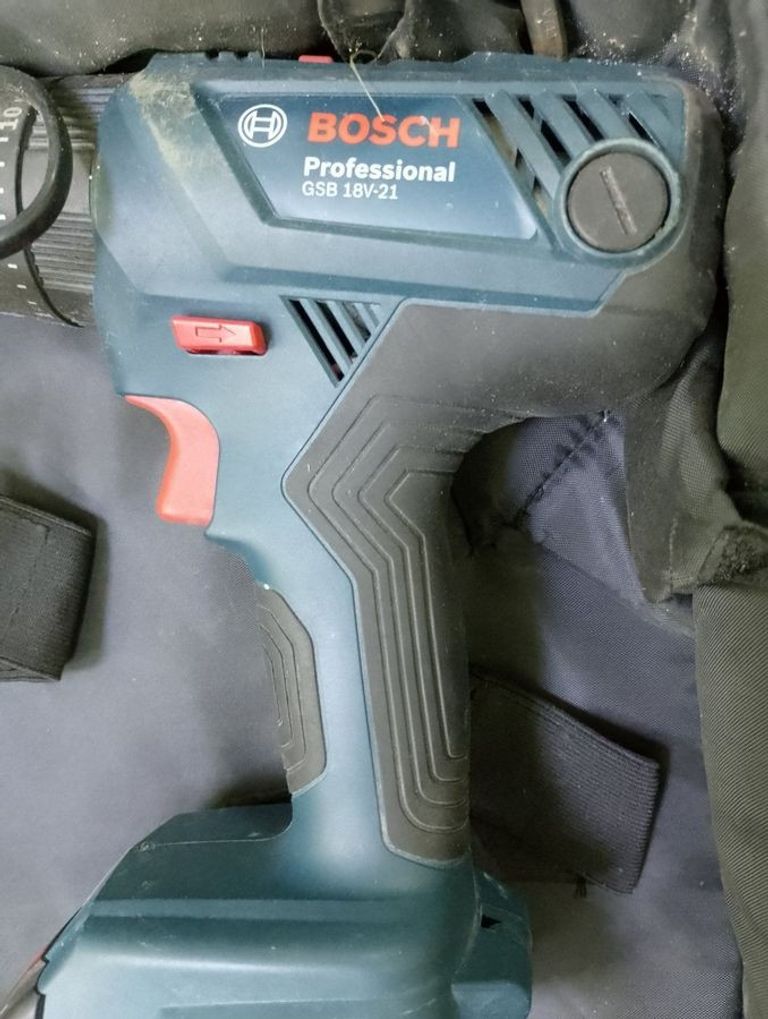 Оголошення Bosch gsb 18v-21 Б/У