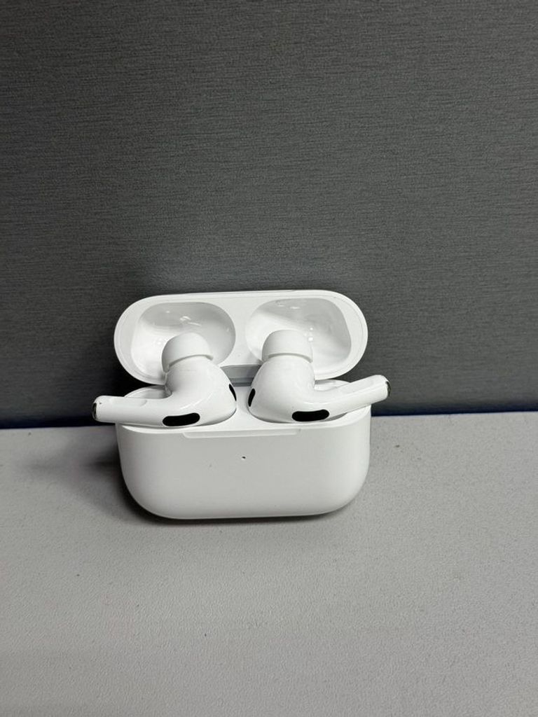 Дешево Apple (Копія) airpods pro (2nd generation) з ломбарду