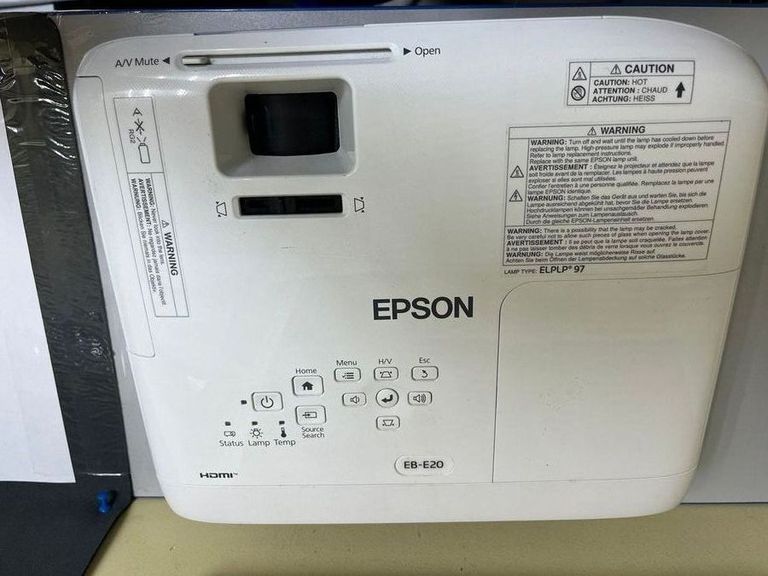 Оголошення Epson eb-e20 Б/У