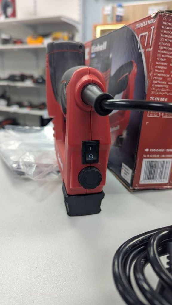 Купити Einhell TC-EN 20 E (4257890) Б/У