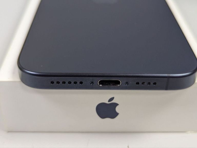 Apple iPhone 15 Pro Max 256GB Blue Titanium (MU7A3) Код:01-200786392. Зображення 9