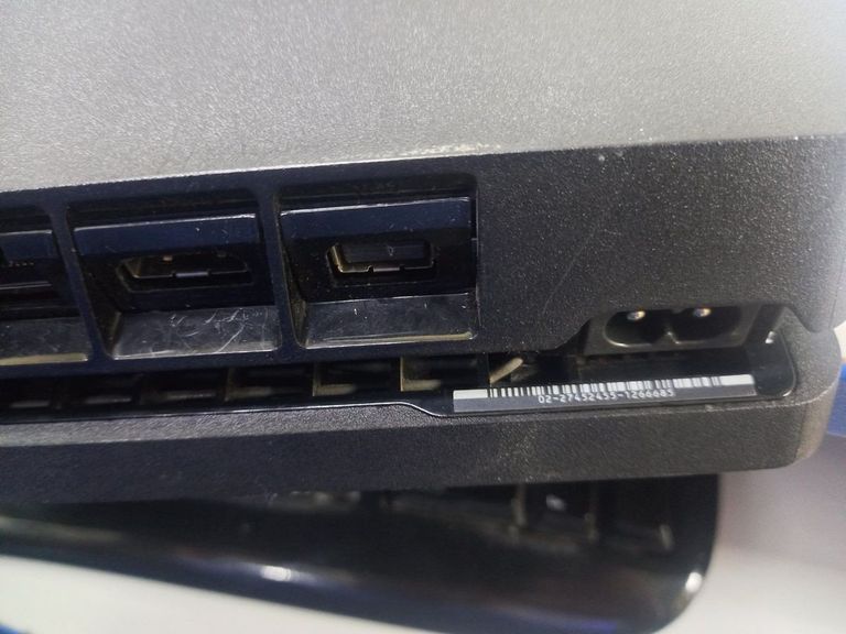 Купити Sony playstation 4 slim 1tb Б/У