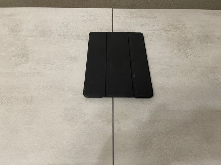 Apple iPad A1822 MP2F2LL/A (5 Gen., 2017) Код:null. Изображение 9