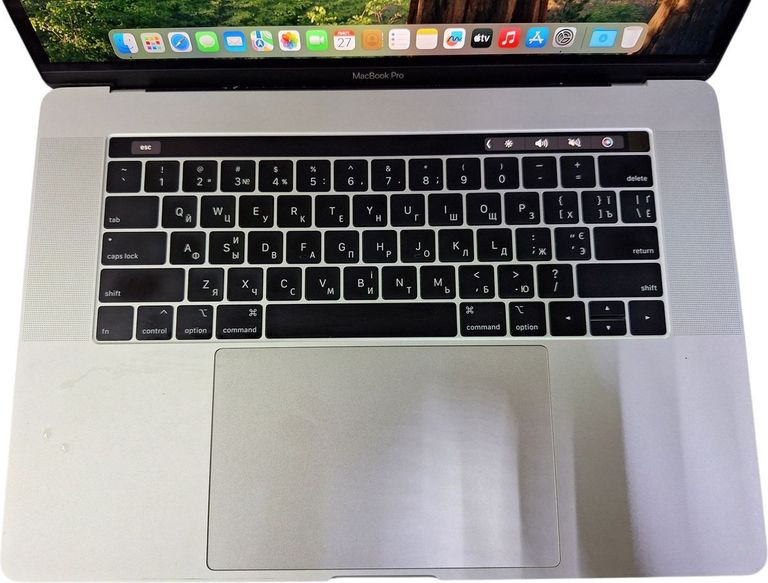 Объявление Apple macbook pro a1990 екр 15.4"/ core i7 2,2ghz/ ram16gb/ ssd512gb/ graphics 630 Б/У