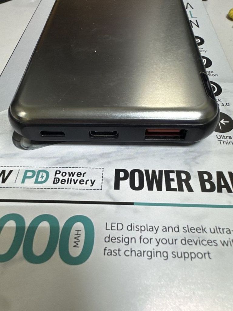 Дешиво Gelius gp-pb10210 10000mah 18w с ломбарда