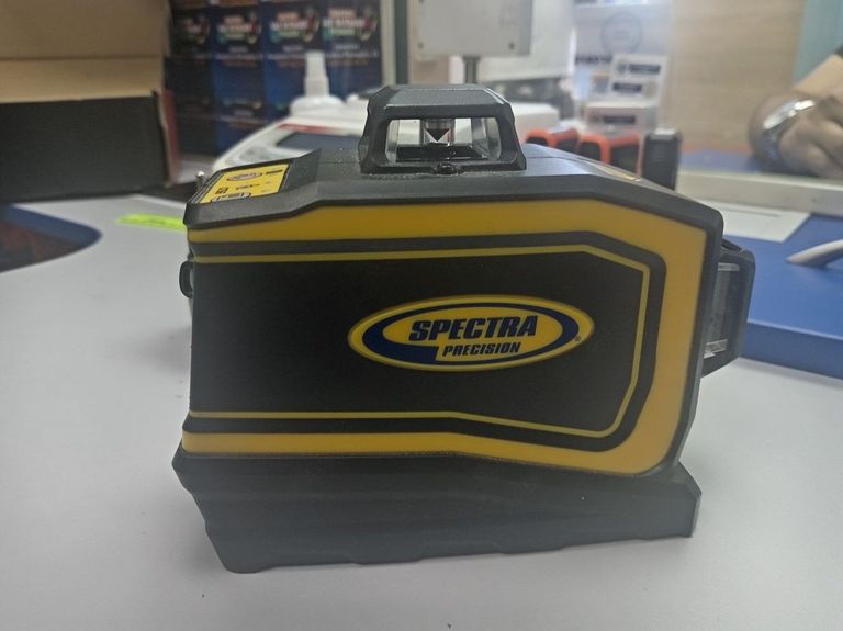 Купити Spectra precision lt56 Б/У