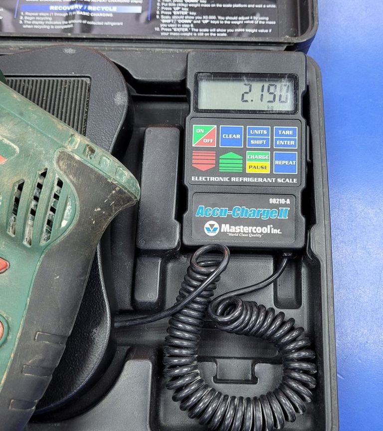 Дешиво Mastercool 98210-а с ломбарда