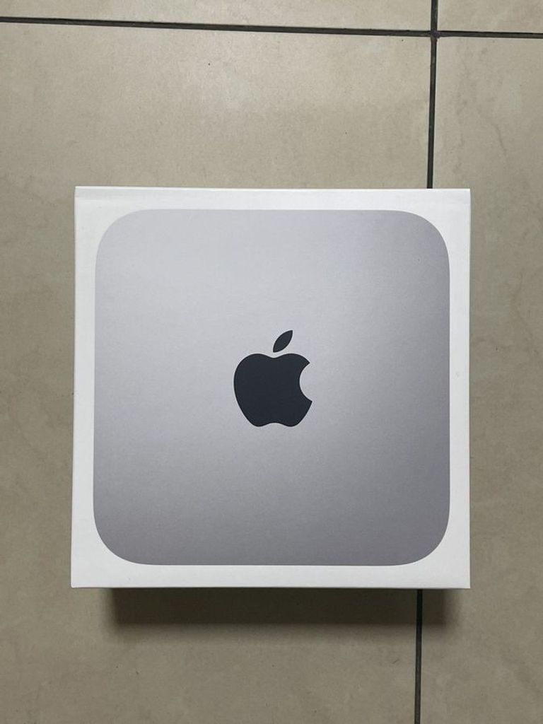 Купити Apple mac mini a2686 mmfj3 m2/8core/ram 8gb/ssd256gb Б/У