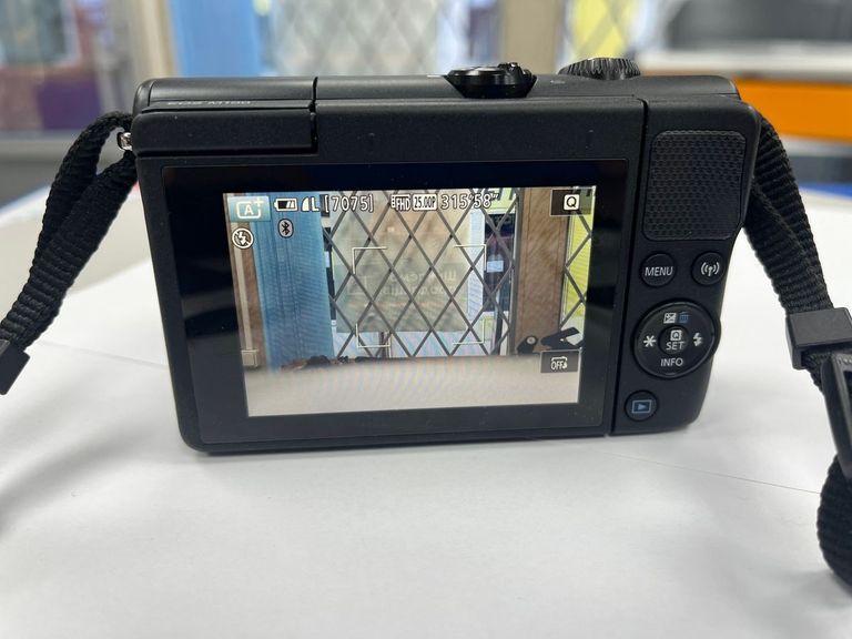 Розпродаж Canon eos m100 canon ef-m 15-45mm f/3.5-6.3 is stm zoom, продавець Техноскарб