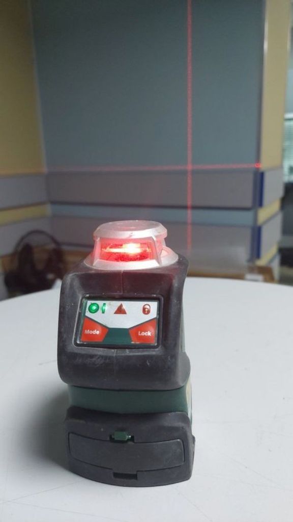 Оголошення Bosch pll 360 Б/У