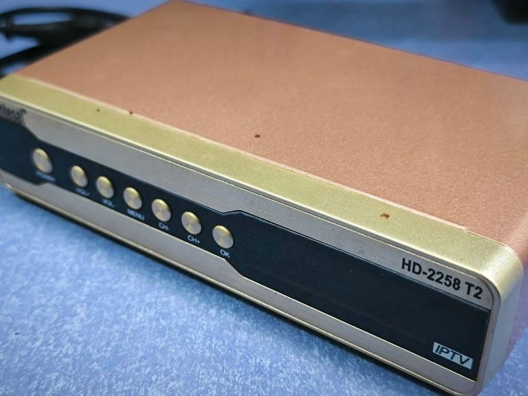 Купить Pantesat hd-2258 t2 iptv Б/У