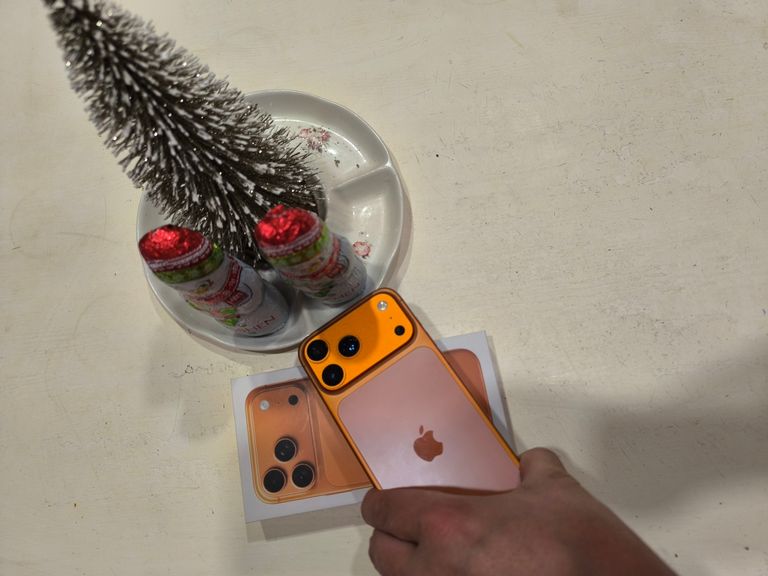 Оголошення Apple iPhone 17 Pro 1TB Cosmic Orange (MG8Q4) Б/У