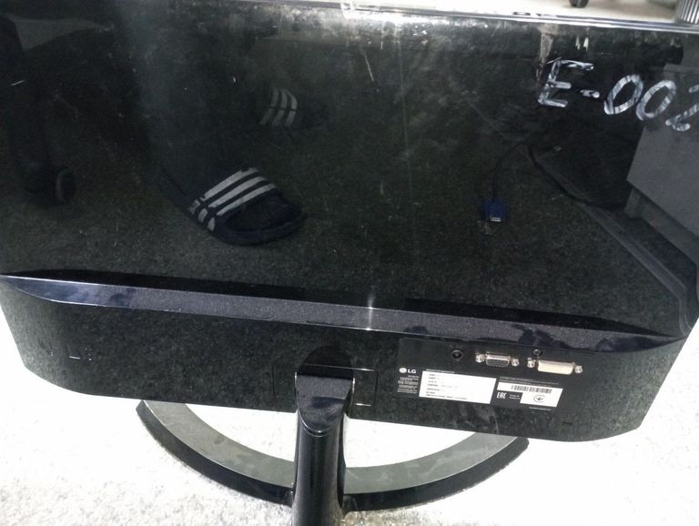 Оголошення LG 22MP58D-P Б/У