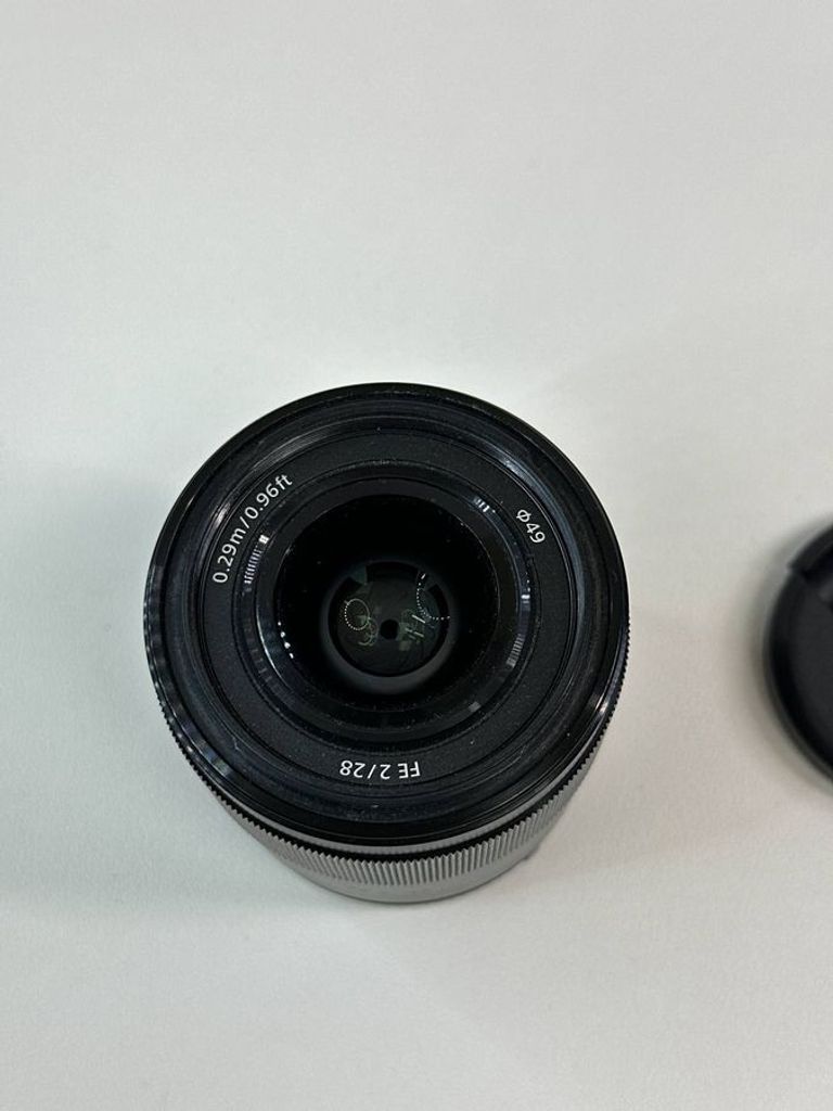 Розпродаж Sony SEL28F20 28mm f/2,0, продавець Техноскарб