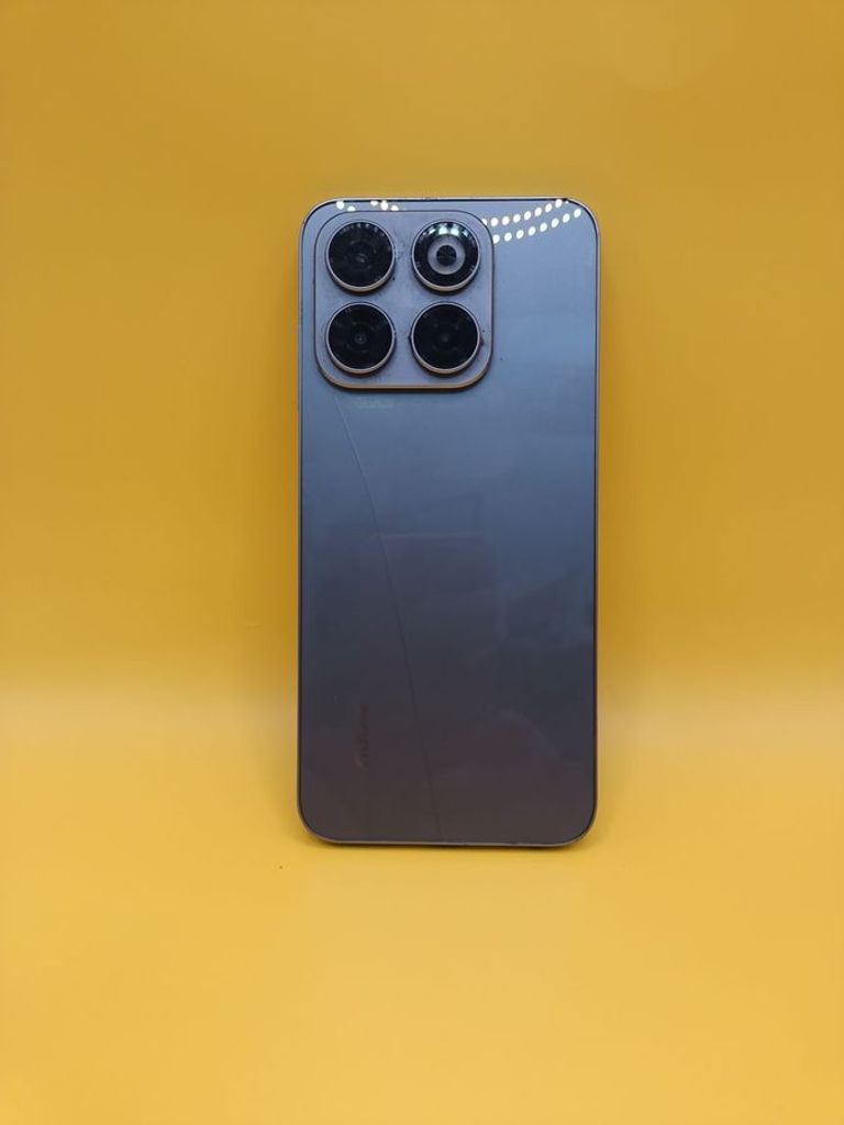 Распродажа Zte Nubia V70 Design 8/128GB Green, продавец Техноскарб