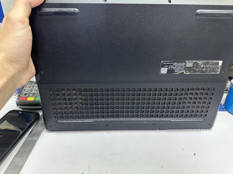 Дешево Lenovo 15/ryzen 7 5800h ddr4/16gb ddr4/hdd *відсутній/ssd 1000 gb/geforce rtx3060 6gb з ломбарду