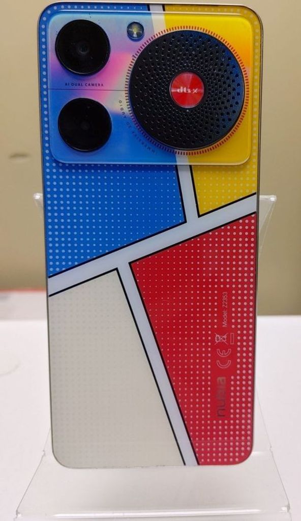 Дешево Zte Nubia Music 4/128GB POP Art з ломбарду