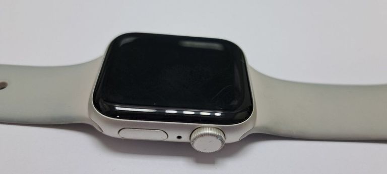 Apple watch se 2 gps 40mm aluminium case Код:01-200853896. Изображение 5