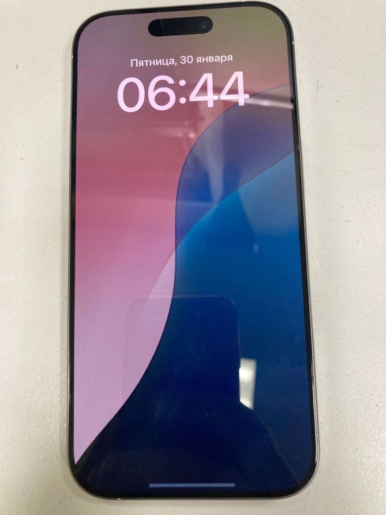 Купить Apple iPhone 16 Pro 256GB eSIM White Titanium (MYMH3) Б/У