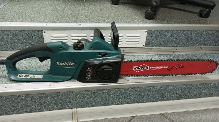 Дешево Makita UC4041A з ломбарду
