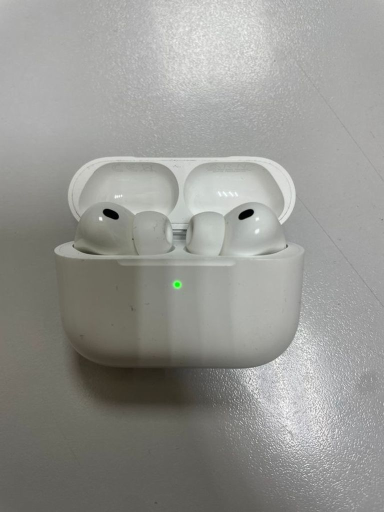 Дешево AirPods Pro 3 з ломбарду