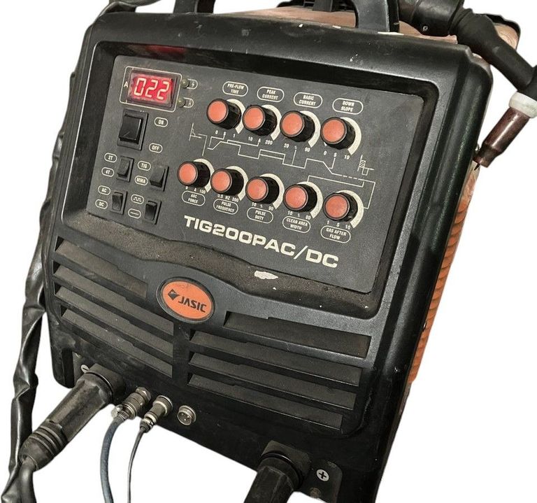 Купити Jasic TIG-200Р AC/DC (E2S12) Б/У