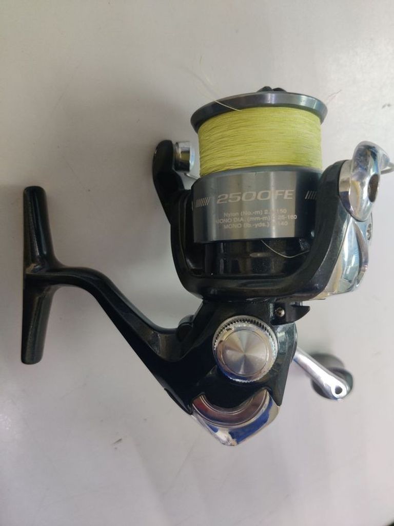 Дешиво Shimano sienna fg / 2500 с ломбарда