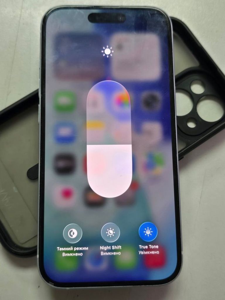 Apple iPhone 15 256GB Green Код:01-200883564. Изображение 7