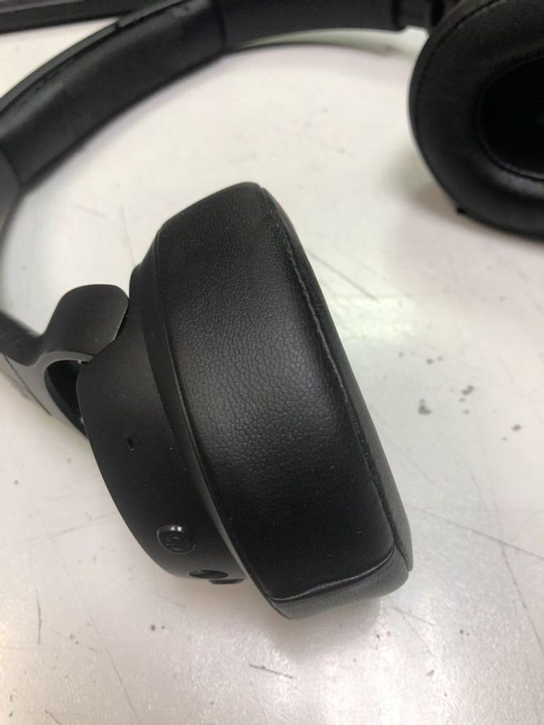 Дешиво Jbl tune 720bt с ломбарда