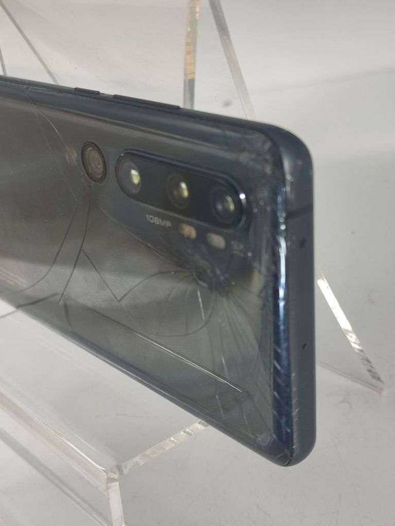 Xiaomi Mi Note 10 6/128GB Green Код:01-200899182. Зображення 6