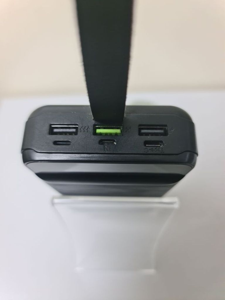 Дешево Xo pr156 22.5w 30000mah з ломбарду