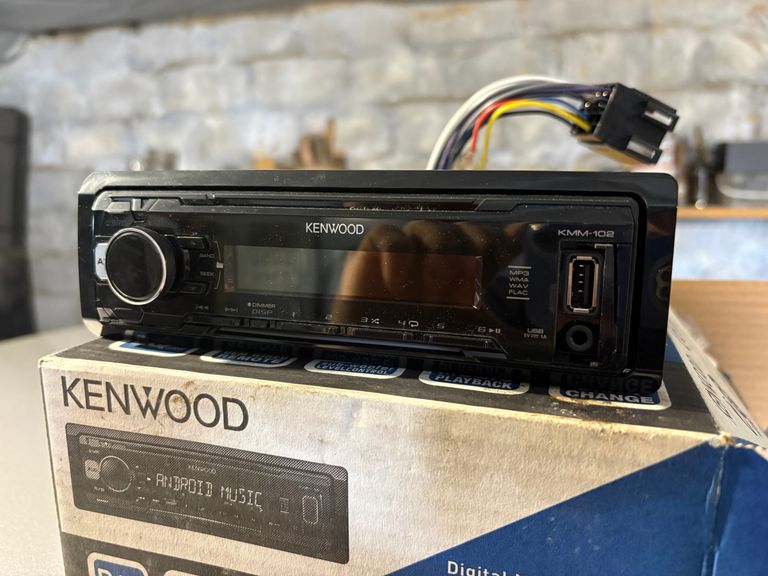 Купити Kenwood KMM-102GY Б/У