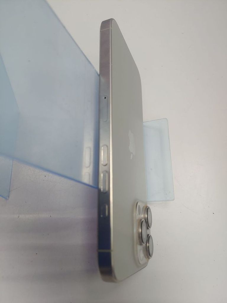 Apple iphone 16 pro max 256gb Код:01-200905784. Зображення 8