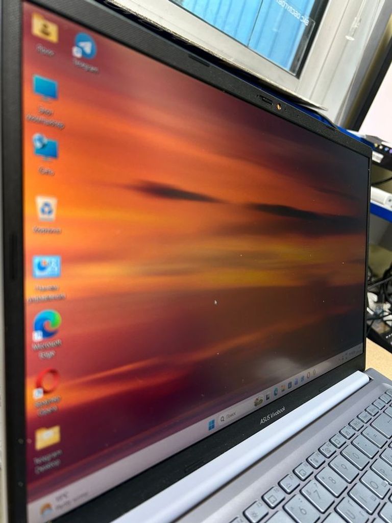 Купити Asus 15/core i3-1215u ddr5/8gb ddr5/hdd *відсутній/ssd 512 gb/*інтегрована Б/У