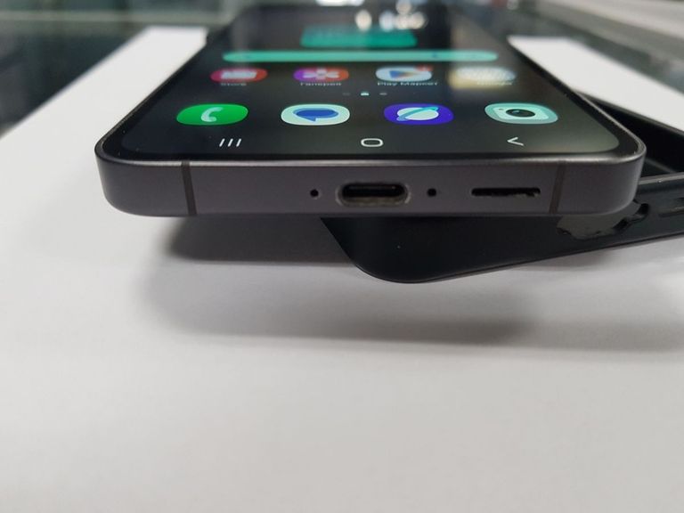 Объявление Samsung galaxy s24 fe 8/256gb Б/У