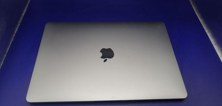 Оголошення Apple MacBook Air 13'' Late 2020 Б/У