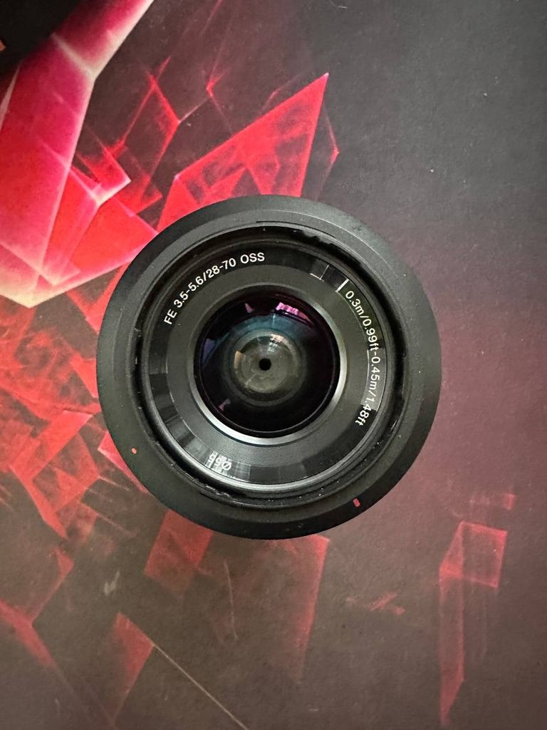 Дешево Об'єктив sony 28-70 fe 3.5-5.6 з ломбарду