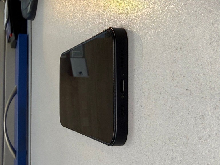 Apple iPhone 12 64GB (PRODUCT)RED Код:01-200932067. Зображення 8