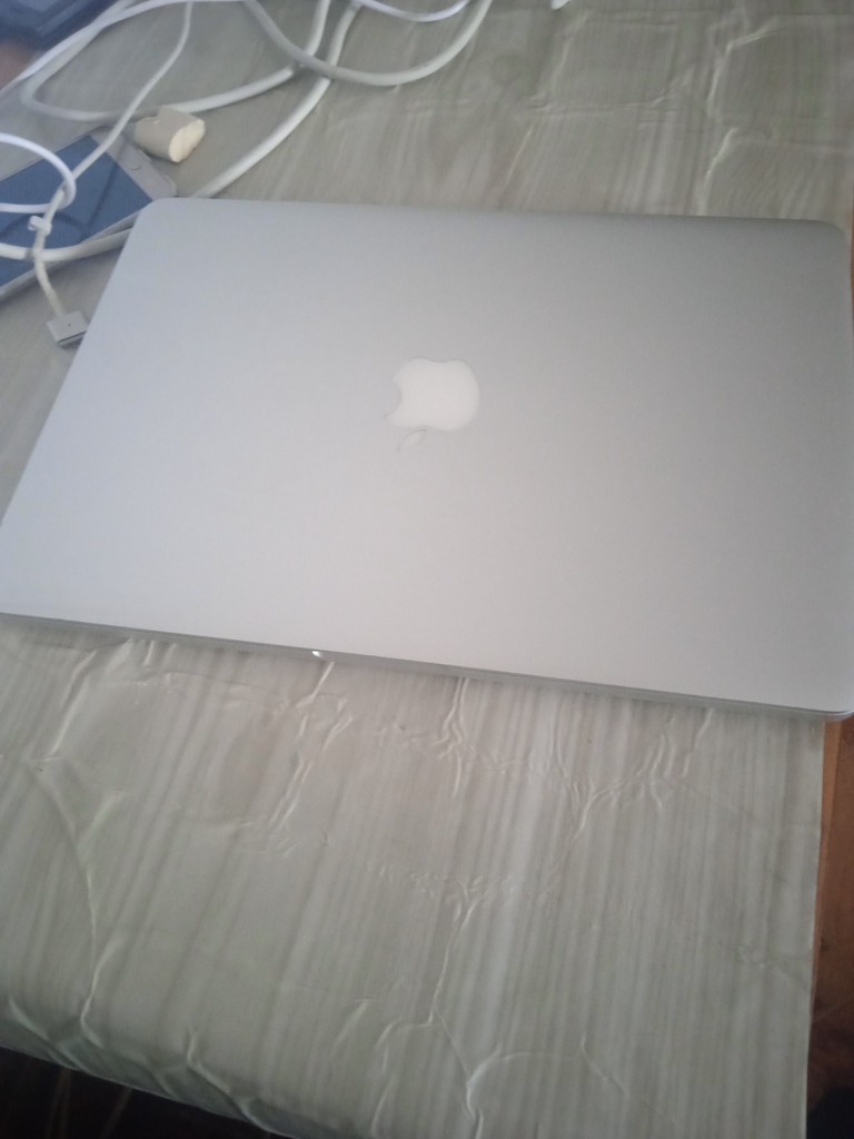 Оголошення Apple MacBook Air 13" Gold Late 2020 (MGND3, Z12A0006C) Б/У